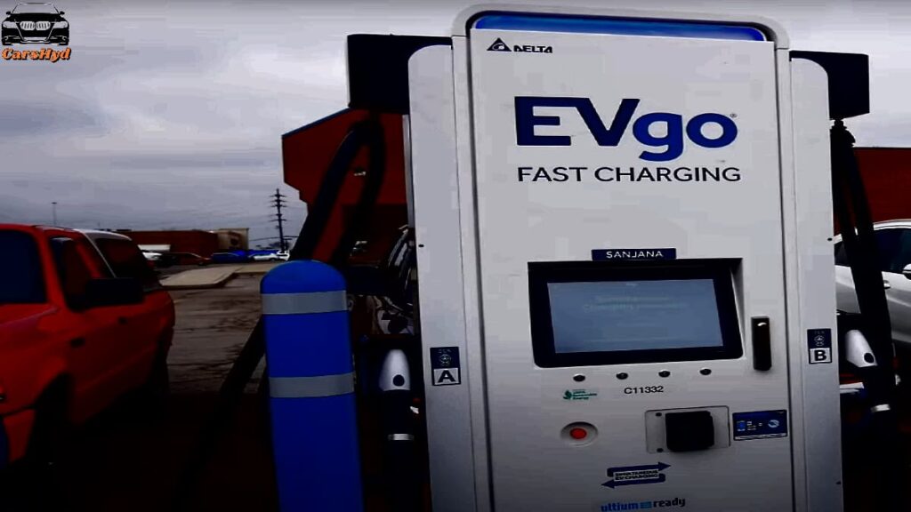 Charging electric vehicles