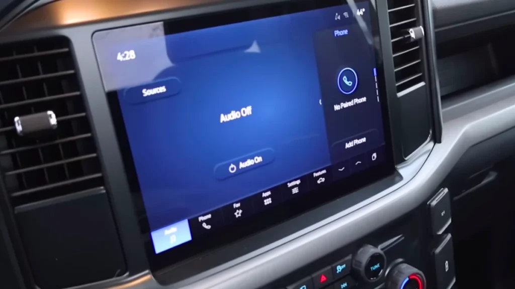 2026 Ford F-150 12-inch digital displays infotainment