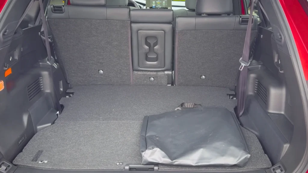 2026 nissan rogue Cargo