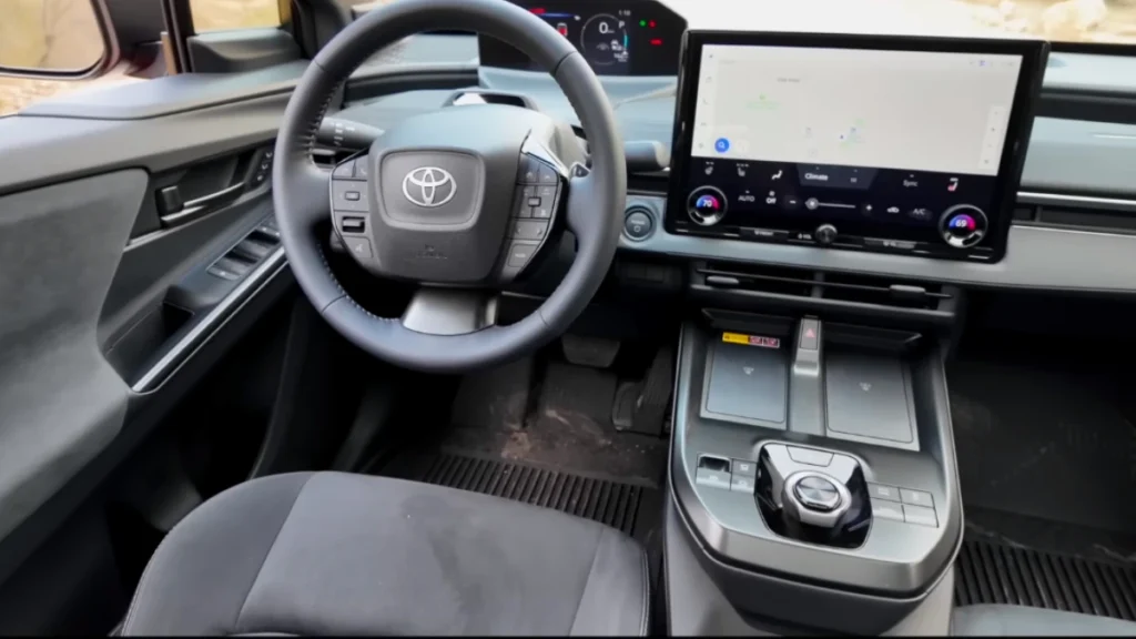 A large central display Of 2026 Toyota C-HR XSE