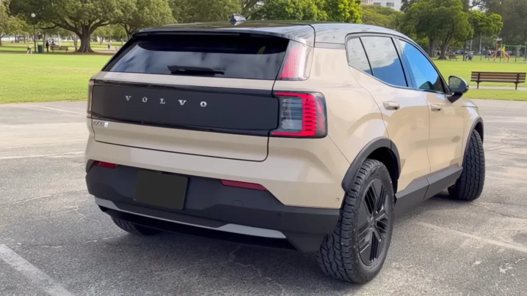2026 Volvo EX30 Cross Country: The Details Are Doing a Lot of Work