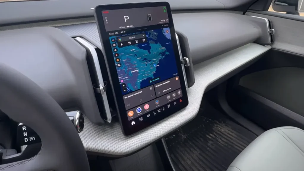 2026 Volvo EX30 Cross Country Technology