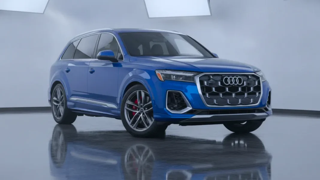 The aggressive look of the 2025 Audi SQ7, which comes standard from the Premium Plus trim level.
