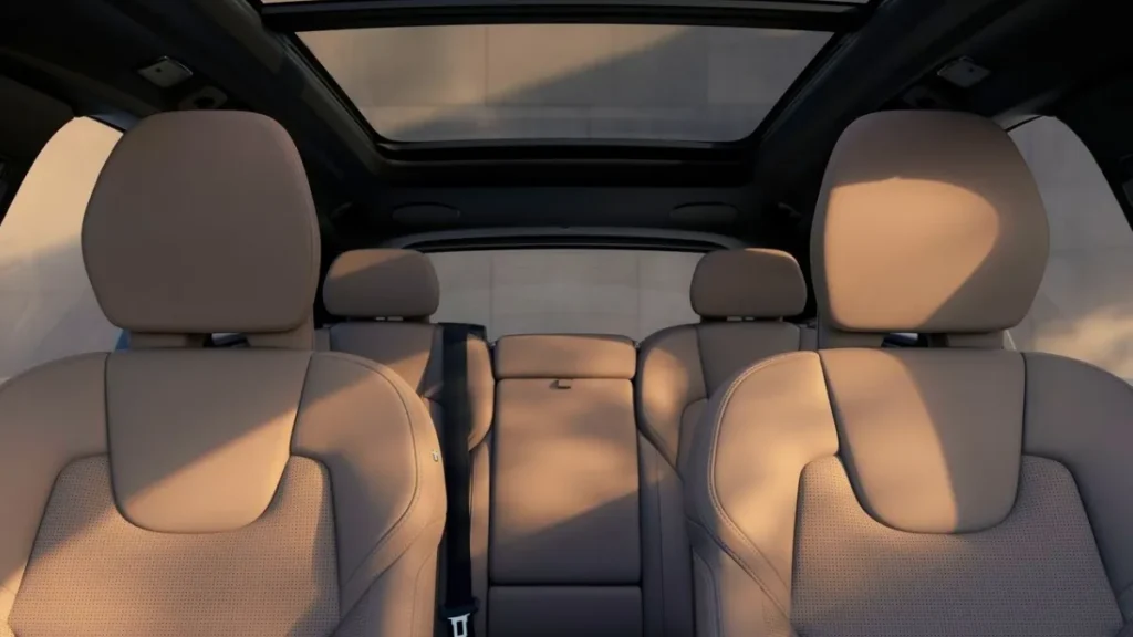 Volvo XC60 Interior
